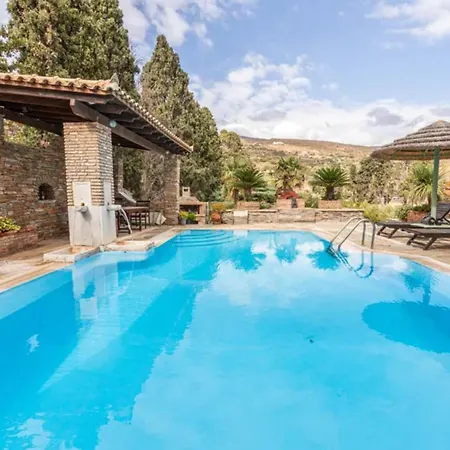 4 Bedrooms Near Pensionat